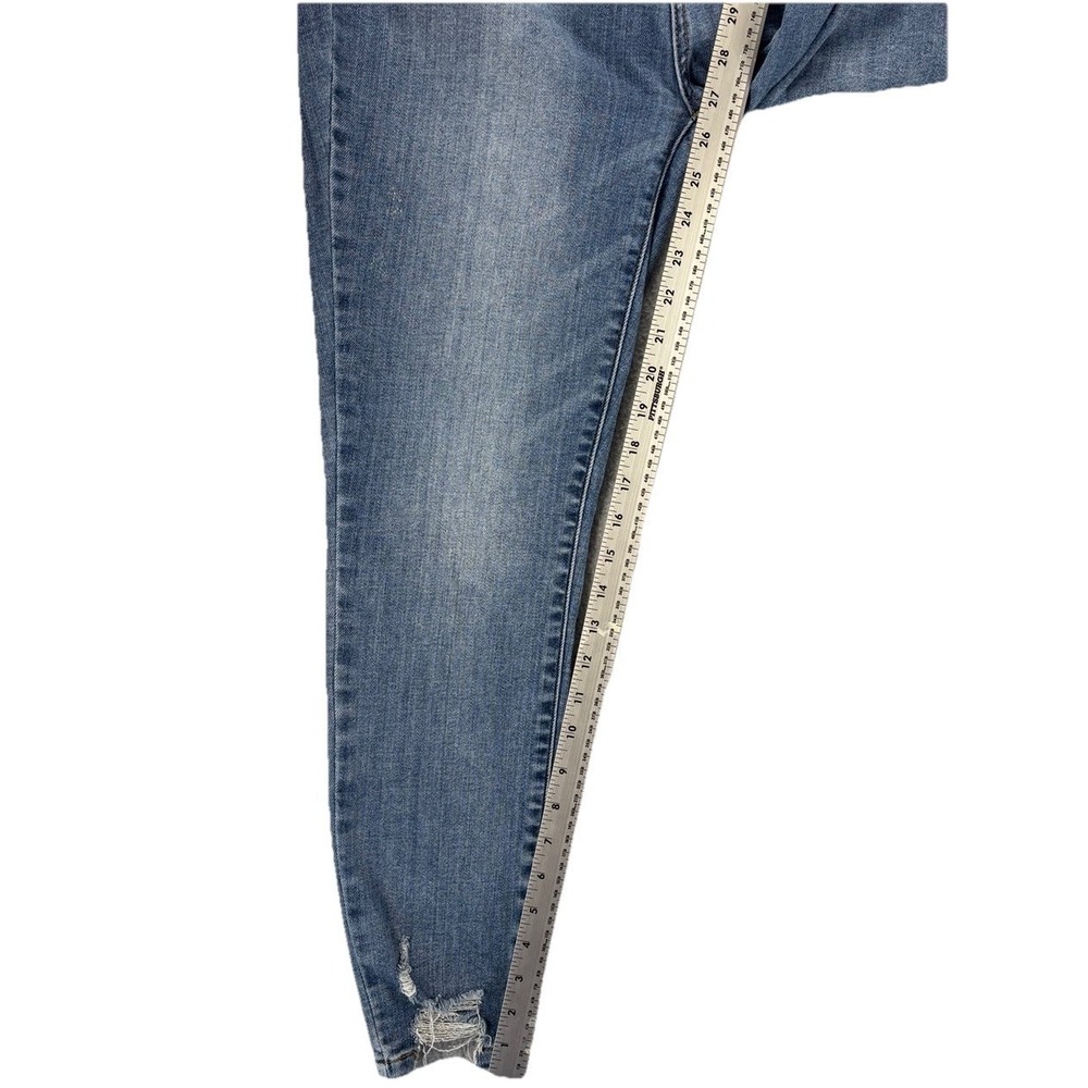 Judy Blue Jeans Womens 13/31 Light Wash Distressed Raw Hem Skinny Casual Stretch - Picture 12 of 12